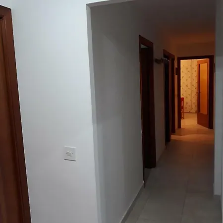 Edificio Bahia Apartment